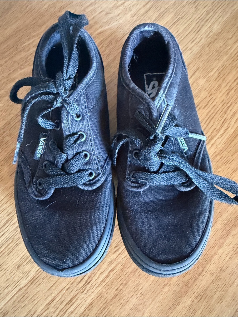 Vans Black Canvas Low Top Lace Up Sneakers Youth Size 12
